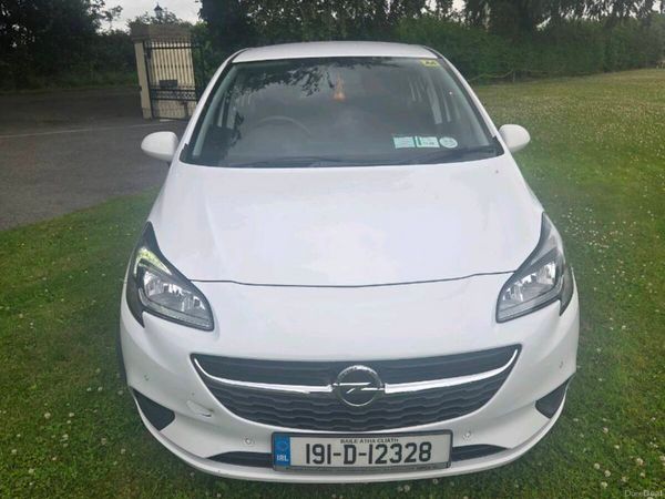Opel Corsa Hatchback, Petrol, 2019, White