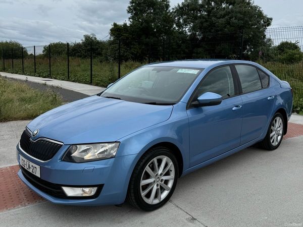 Skoda Octavia Hatchback, Diesel, 2013, Blue