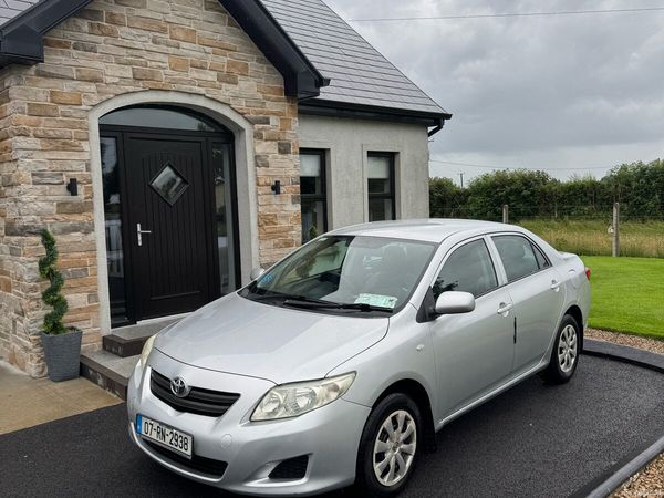 Toyota Corolla Saloon, Diesel, 2007, Silver