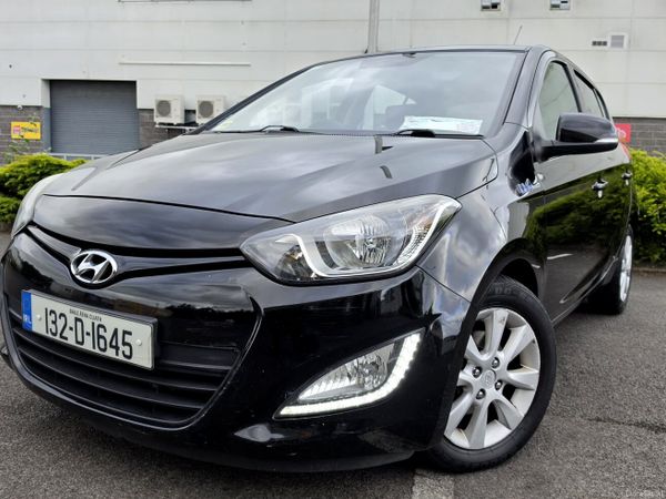 Hyundai i20 Hatchback, Diesel, 2013, Black