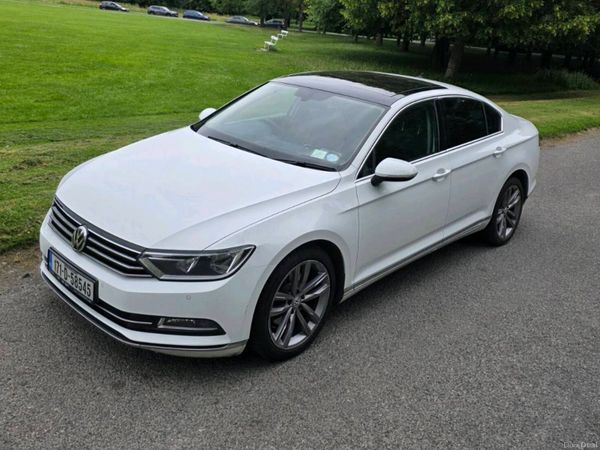 Volkswagen Passat Saloon, Diesel, 2017, White
