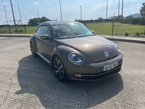 Volkswagen Beetle Hatchback, Petrol, 2014, Brown