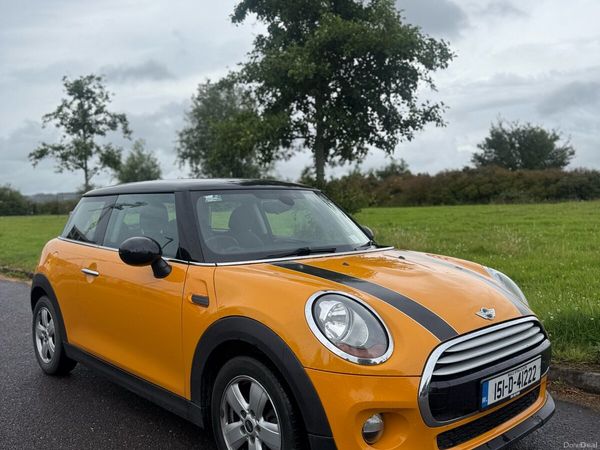 Mini Cooper Hatchback, Petrol, 2015, Orange