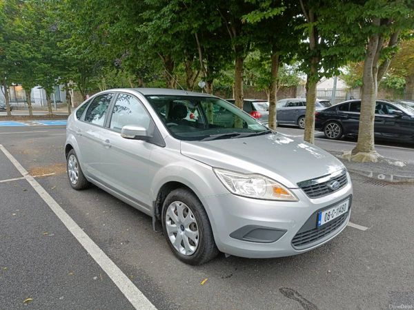 Ford Focus Hatchback, Petrol, 2008, Silver
