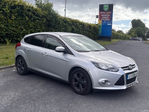 Ford Focus Hatchback, Diesel, 2012, Silver