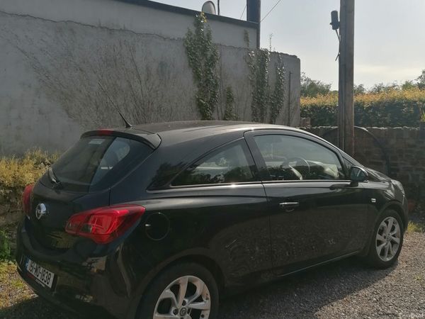 Opel Corsa Hatchback, Petrol, 2015, Black