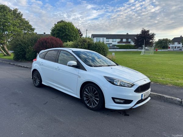 Ford Focus Hatchback, Petrol, 2018, White