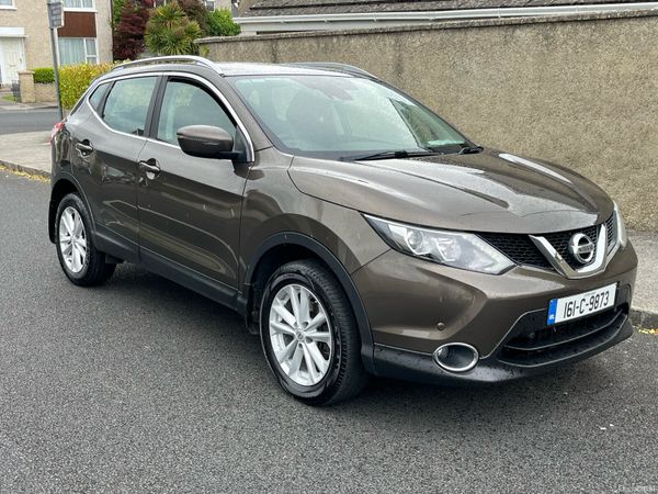 Nissan Qashqai Hatchback, Diesel, 2016, Brown