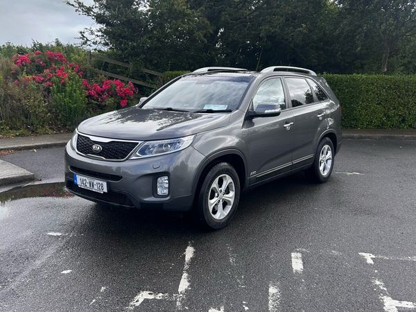 Kia Sorento SUV, Diesel, 2014, Silver
