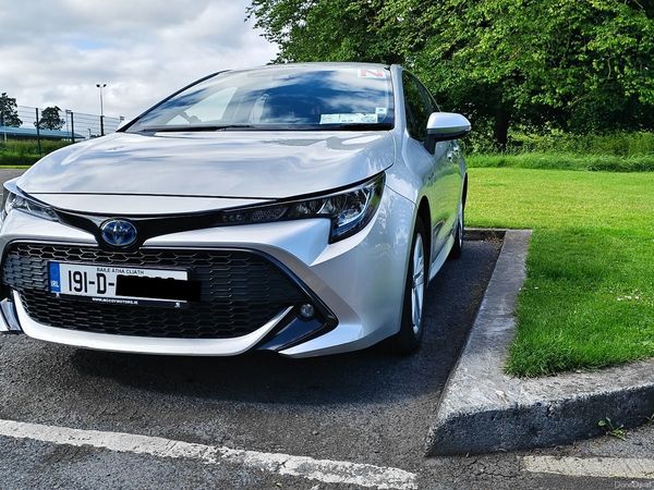 Toyota Corolla Hatchback, Petrol Hybrid, 2019, Grey