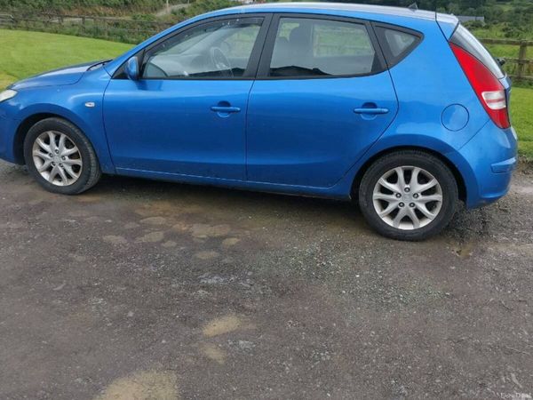 Hyundai i30 Hatchback, Petrol, 2010, Blue