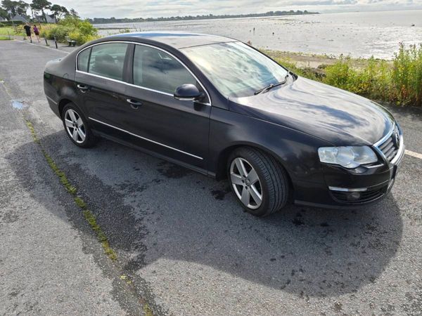 Volkswagen Passat Saloon, Diesel, 2010, Black