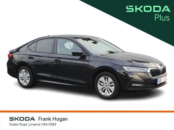 Skoda Octavia Saloon, Petrol, 2023, Black