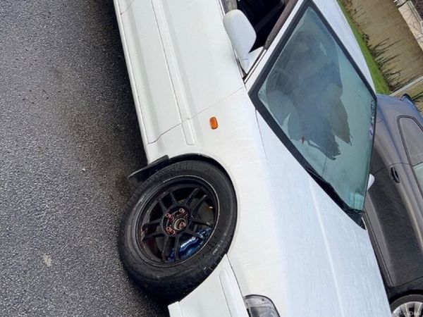 Honda Integra Saloon, Petrol, 1992, White