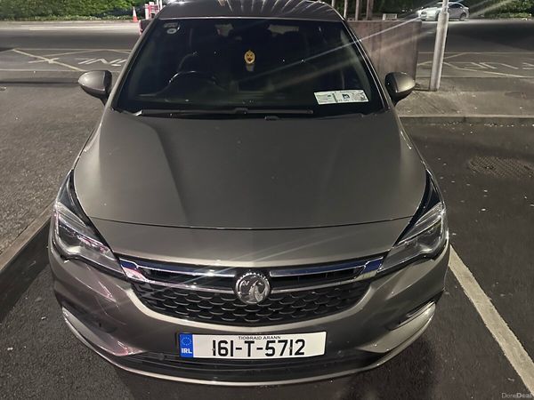 Vauxhall Astra Hatchback, Petrol, 2016, Grey