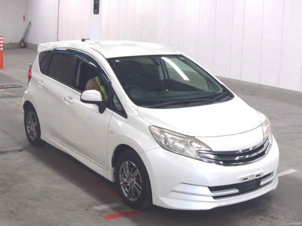 Nissan Note Hatchback, Petrol, 2013, White