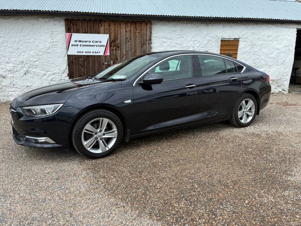 Opel Insignia Hatchback, Diesel, 2018, Blue