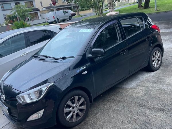 Hyundai i20 Hatchback, Diesel, 2013, Black