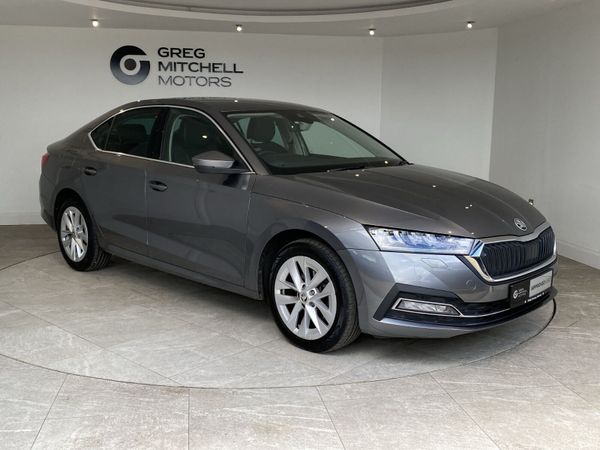 Skoda Superb Hatchback, Diesel, 2025, Blue