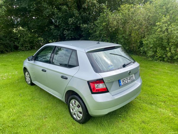 Skoda Fabia Hatchback, Petrol, 2015, Silver