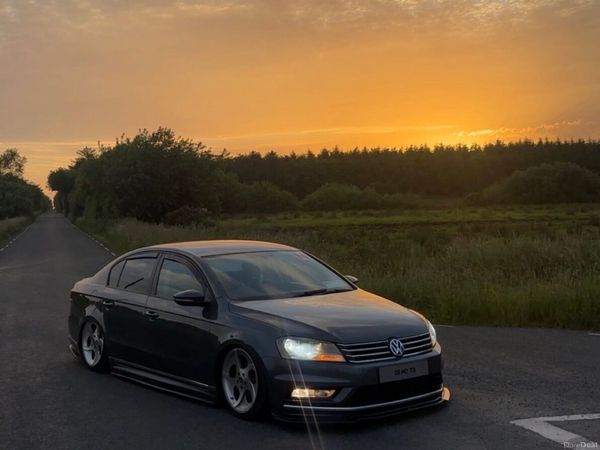 Volkswagen Passat Saloon, Diesel, 2013, Grey