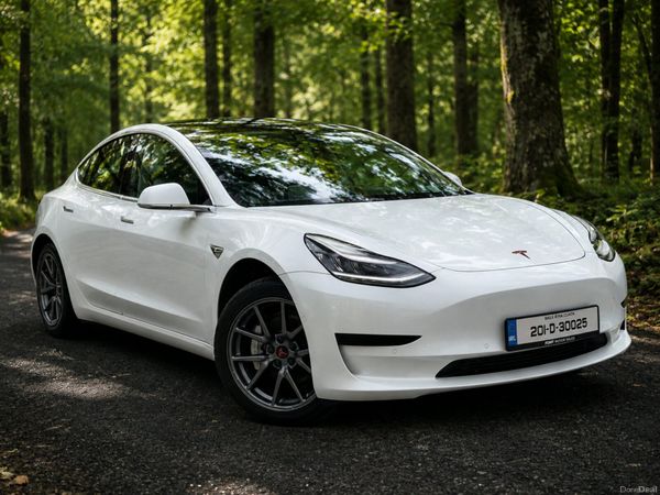 Tesla Model 3 Saloon, Electric, 2020, White