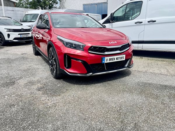 Kia XCeed Hatchback, Petrol Plug-in Hybrid, 2023, Red