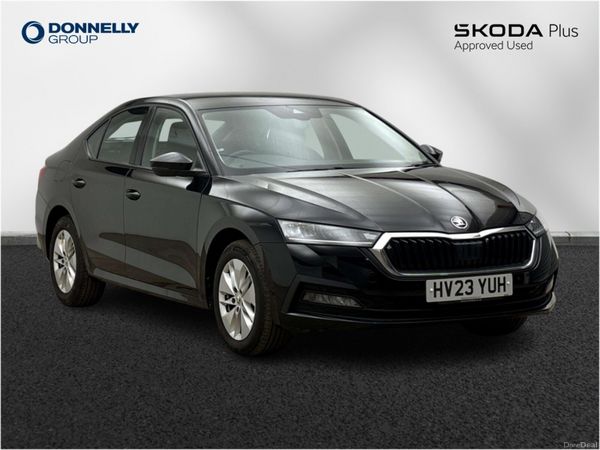 Skoda Octavia Hatchback, Diesel, 2023, Black