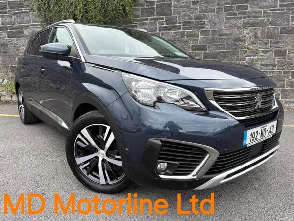 Peugeot 5008 MPV, Diesel, 2019, Blue