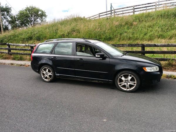 Volvo V50 Estate, Diesel, 2009, Black
