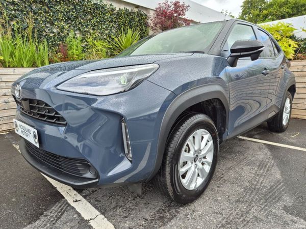 Toyota Yaris Cross SUV, Petrol Hybrid, 2024, Grey