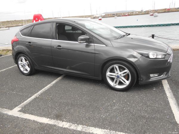 Ford Focus Hatchback, Petrol, 2018, Grey