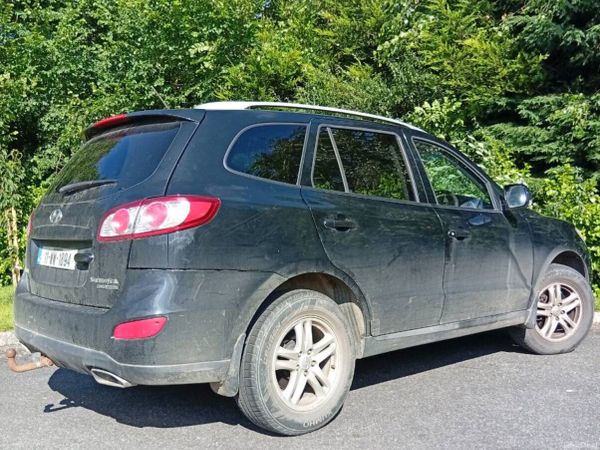 Hyundai Santa Fe SUV, Diesel, 2011, Black