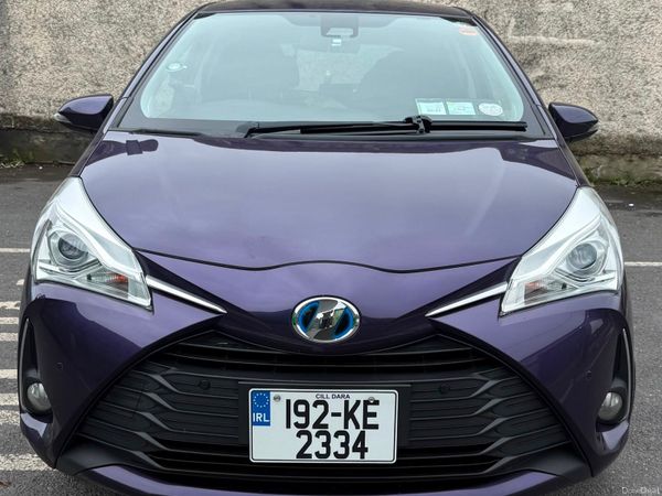 Toyota Vitz Hatchback, Petrol Hybrid, 2019, Purple