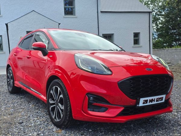 Ford Puma MPV, Diesel, 2021, Red