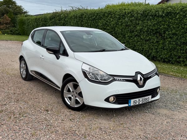 Renault Clio Hatchback, Petrol, 2015, White