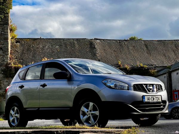 Nissan Qashqai Hatchback, Diesel, 2014, Blue