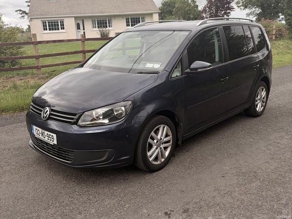 Volkswagen Touran MPV, Diesel, 2013, Blue