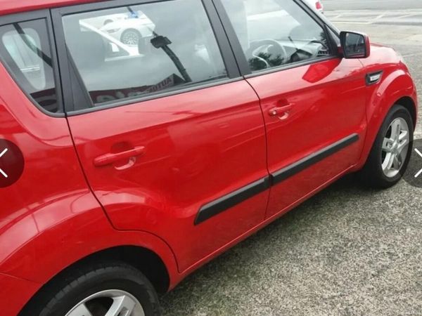 Kia Soul MPV, Diesel, 2011, Red