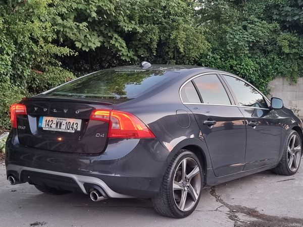 Volvo S60 Saloon, Diesel, 2014, Grey