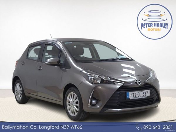 Toyota Yaris Hatchback, Petrol, 2017, Grey