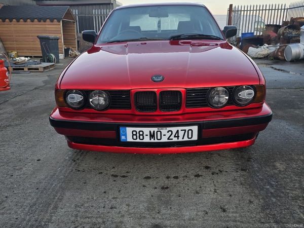 BMW Other Saloon, Petrol, 1988, Red