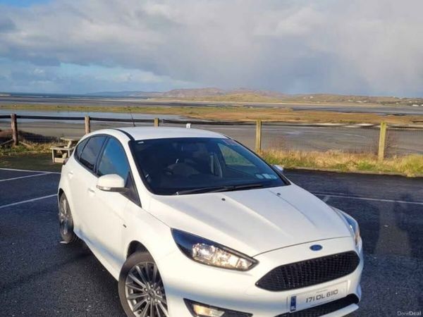 Ford Focus Hatchback, Diesel, 2017, White