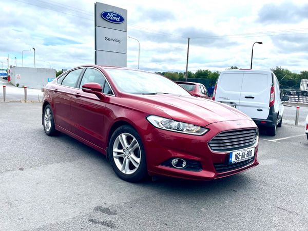 Ford Mondeo Hatchback, Diesel, 2016, Red