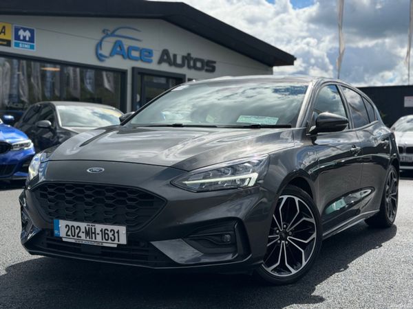 Ford Focus Hatchback, Petrol, 2020, Grey