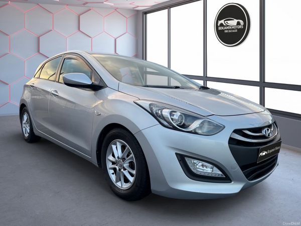 Hyundai i30 Hatchback, Diesel, 2013, Silver