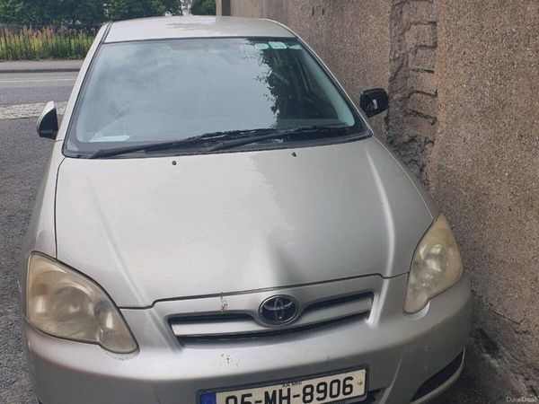 Toyota Corolla Hatchback, Diesel, 2005, Silver