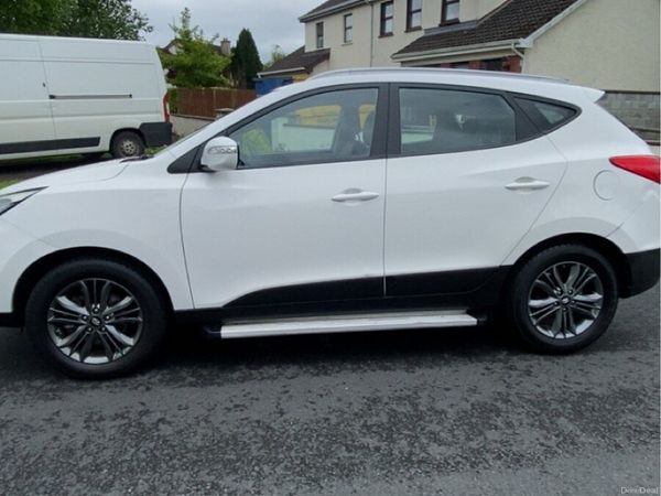 Hyundai ix35 SUV, Diesel, 2014, White