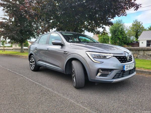 Renault Arkana Hatchback, Petrol, 2022, Grey