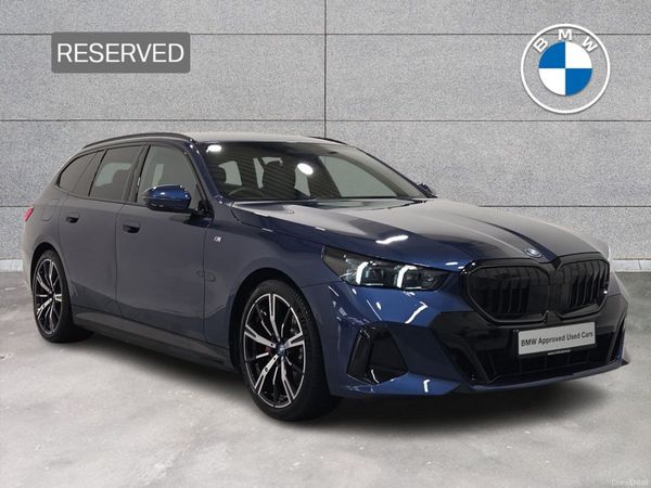 BMW 5-Series Estate, Petrol Plug-in Hybrid, 2025, Blue